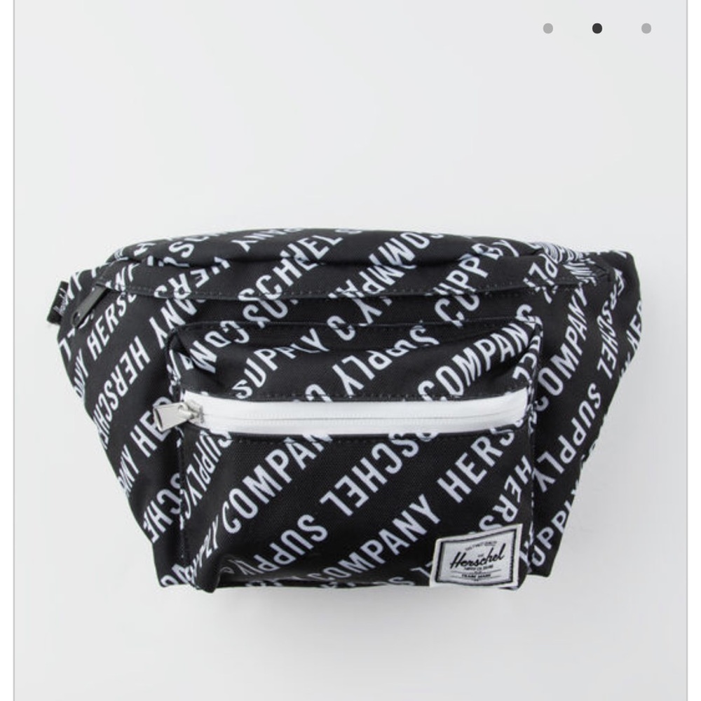 Herschel Supply & Co. Seventeen Hip Pack - Picture 2 of 6